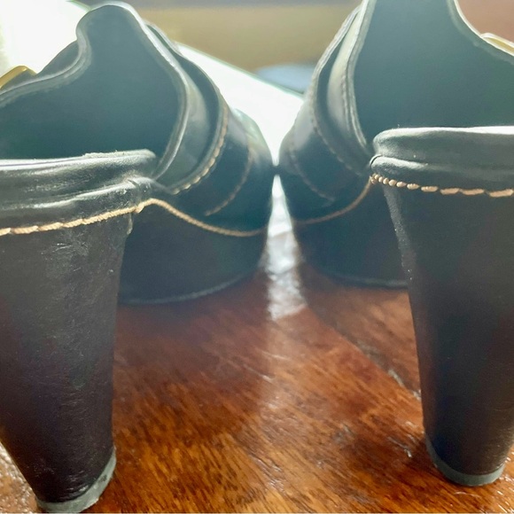 Coach mules size 7B excellent condition. - Picture 4 of 5